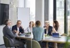 Generación Platada y el desafío de la inclusión laboral después de los 50 años